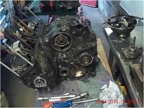 Fzr 1000 Exup Wiring Diagram Yamaha Fzr1000 Bottom End Strip Youtube