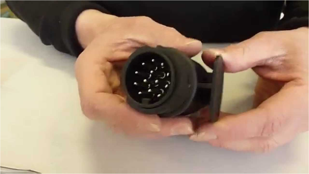 13 Pin socket Wiring Diagram How to Realign Your 13 Pin Caravan towing Electrics Plug Youtube