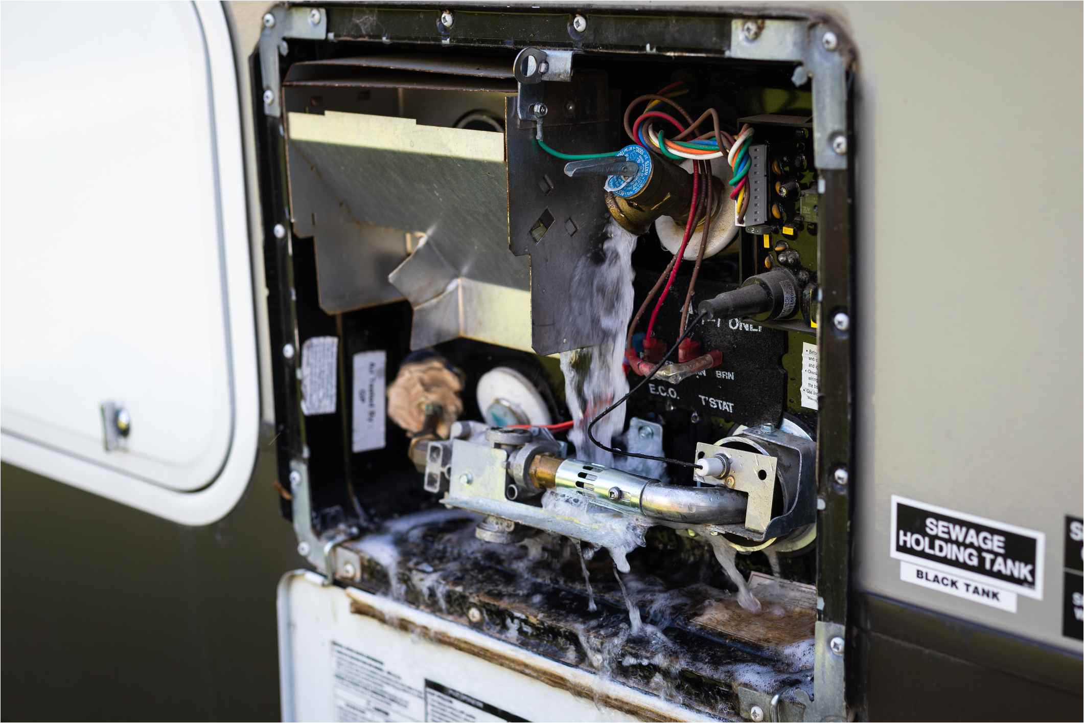 Rv Water Tank Wiring Diagram Rving 101 Guide Water Heaters